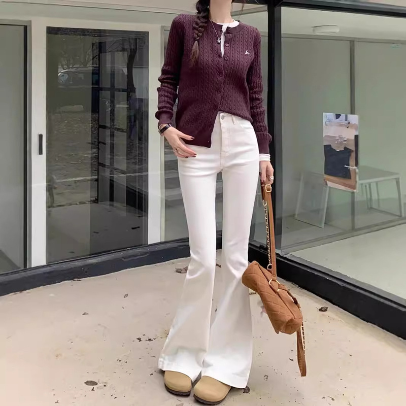 White Bootcut Jeans for Small Women, Slim Fit, Stretchy Horse Hoof Pants, High Waist, Wide Legs, Non-Leg Bootcut Pants