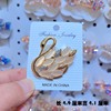 Brooch, high-end metal protective underware lapel pin, fresh cute universal accessory, pin, simple and elegant design, V-neckline