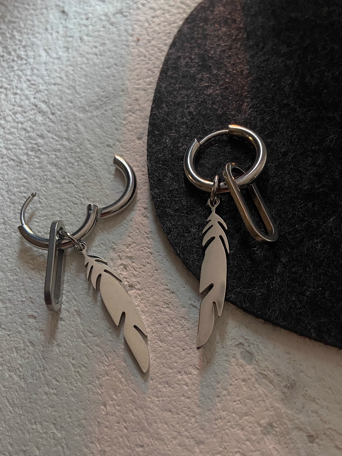 Titanium Steel Material Unisex Gender 1 Pair Simple Style Feather Polishing Titanium Steel Drop Earrings