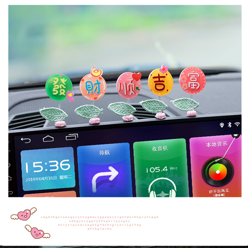 Razonando la cabeza junto a la ventana del automóvil, enviando riqueza, texto de Jishun, panel de instrumentos de control central fresco, accesorios interiores de automóviles de resorte