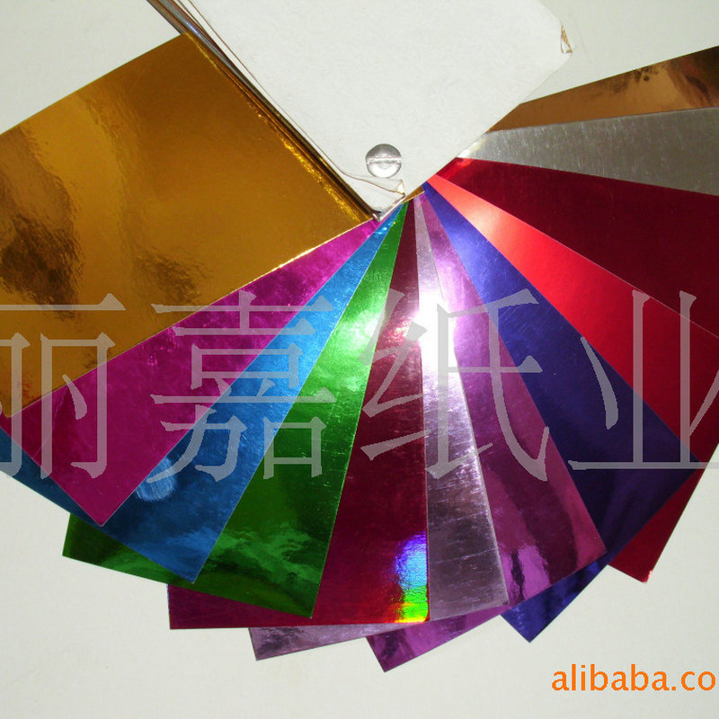 厂家现货印刷化妆品盒用金银卡镭射纸珠光充皮瓦楞特种纸耐磨