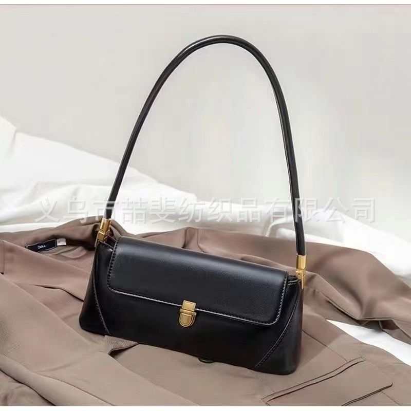 2024 Summer New Fashion Simple Single Shoulder Underarm Quilted Women's Bag Trendy High-Texture Baguette Bag