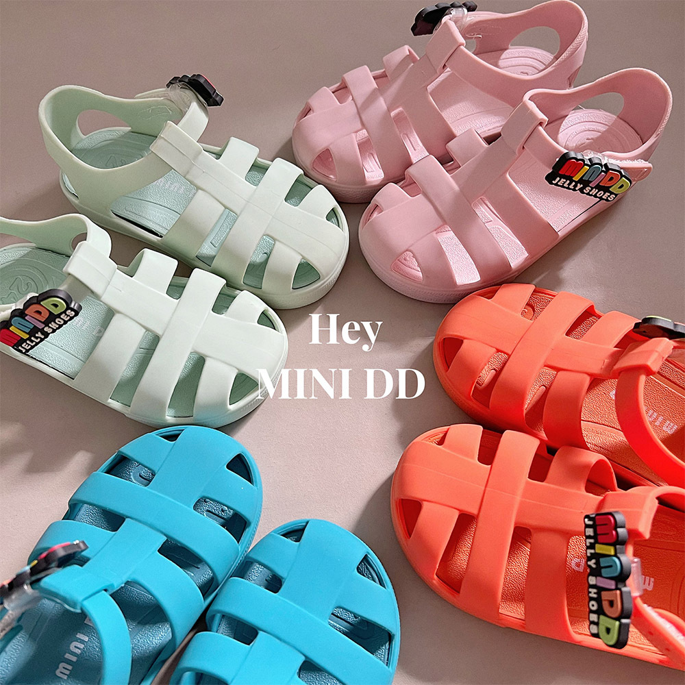 Summer soft sandals