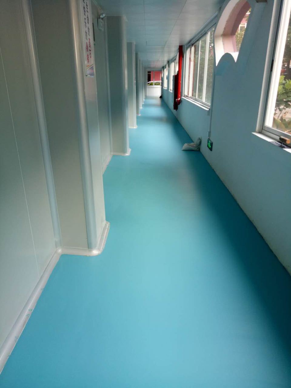 ea9c36f1fc1d4962820b235122471b