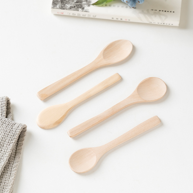Unpainted and Unwaxed Wooden Gift Spoons for Foreign Trade and Domestic Sales, Honey Spoons, Children's Small Wooden Spoons, Manufacturer Engraving, Wholesale, Portable
