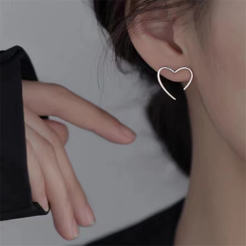 Women's Gender Plating Design 1 Pair Cute Sweet Heart Shape Plating Alloy Ear Studs