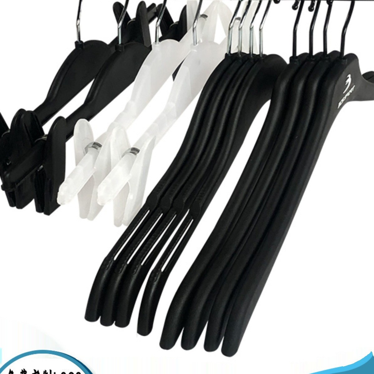 Clothing Store Narrow Shoulder Clothes Hanging Thin Shirt Hanger Black Plastic Sportswear Hanger Non-Slip Traceless Export Clothes Support