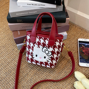 �W���͹ų�������ˮͰŮ�����y�r�����ͨ��С���OӋ����б�����