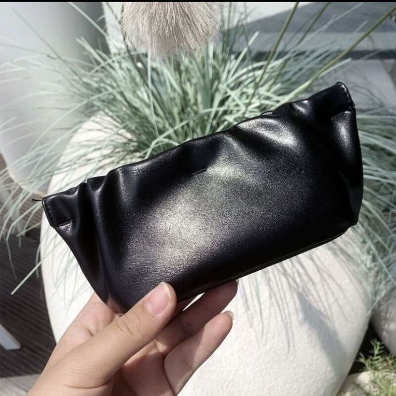 New Black Cloud-Shaped Glasses Bag, Glasses Case, Sunglasses, High-Quality Texture, Large Frame, Large Size, Multifunctional Storage Bag New Black Cloud-Shaped Glasses Bag, Glasses Case, Sunglasses, High-Quality Texture, Large Frame, Large Size, Multifunctional Storage Bag