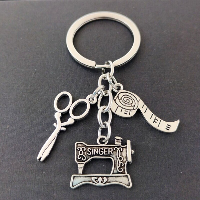 Amazon New European and American Fashion Clothing Designer Tailor Scissors Ruler Sewing Machine Alloy Pendant Key Ring