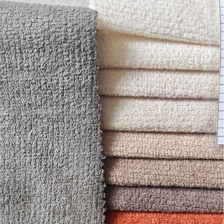 一卷起X196厂家直销泰迪羊卷绒布点格绒布靠垫布桌布可以零剪贴底