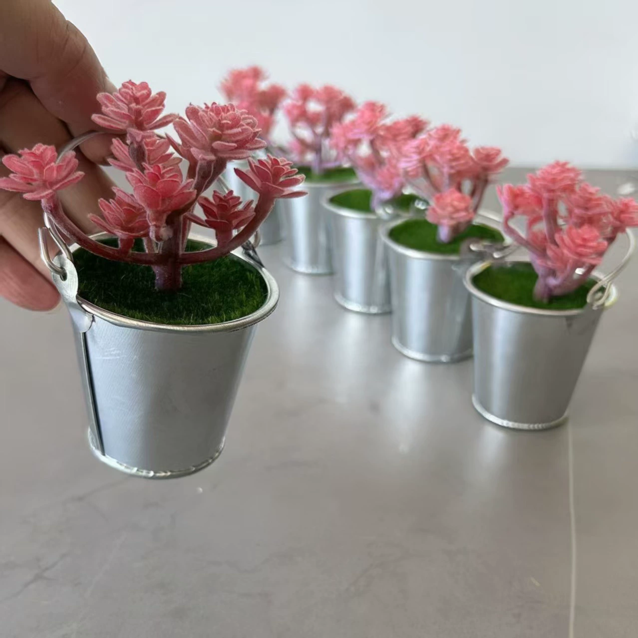 Миниатюрный жестяной цветочный горшок для искусственных суккулентов, маленькое железное ведро для настольного микроландшафта