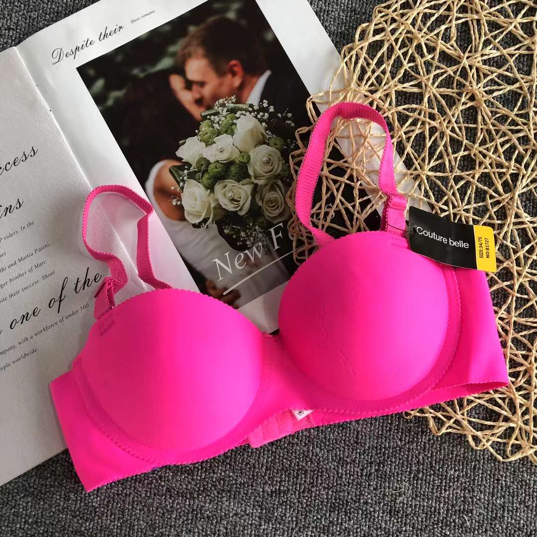Comercio exterior nuevo exterior europeo y americano ropa interior de las mujeres individuales cómodo con anillo de acero más tamaño sujetador fábrica al por mayor