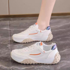 防滑软底休闲鞋轻便阿甘跑步鞋小白鞋女款2025新款春秋季百搭板鞋