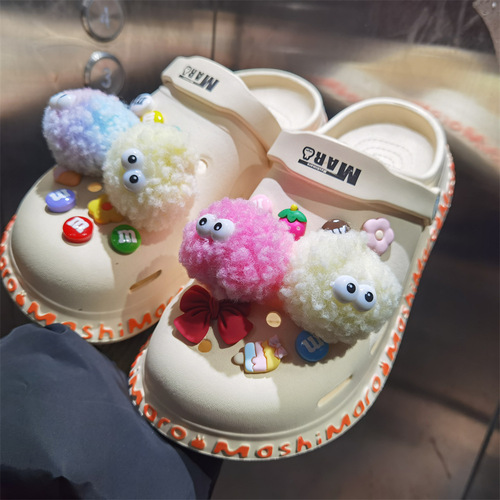 Little Red Book's same style dust elf gradient hair ball eye shoes flower hole shoes decorated with cartoon bean flowers shoe buckle