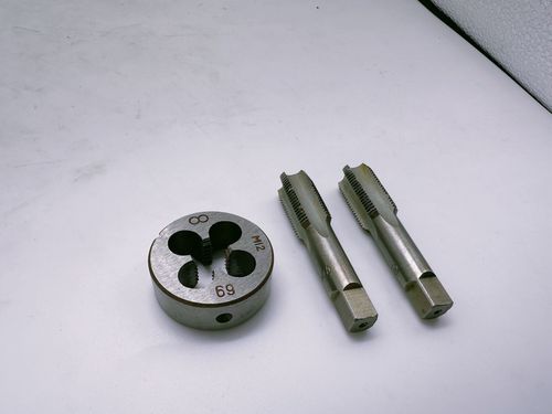 Hangzhou two-ring round die joint steel die hand-used die thick and thin tap hand-used tap two tapers and one plate