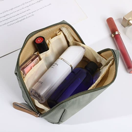 化妆包;洗漱包、袋;时尚口红包