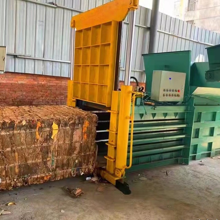 卧式废回收打包机生产厂家液压打包机小麦秸秆压缩压块机料瓶回收