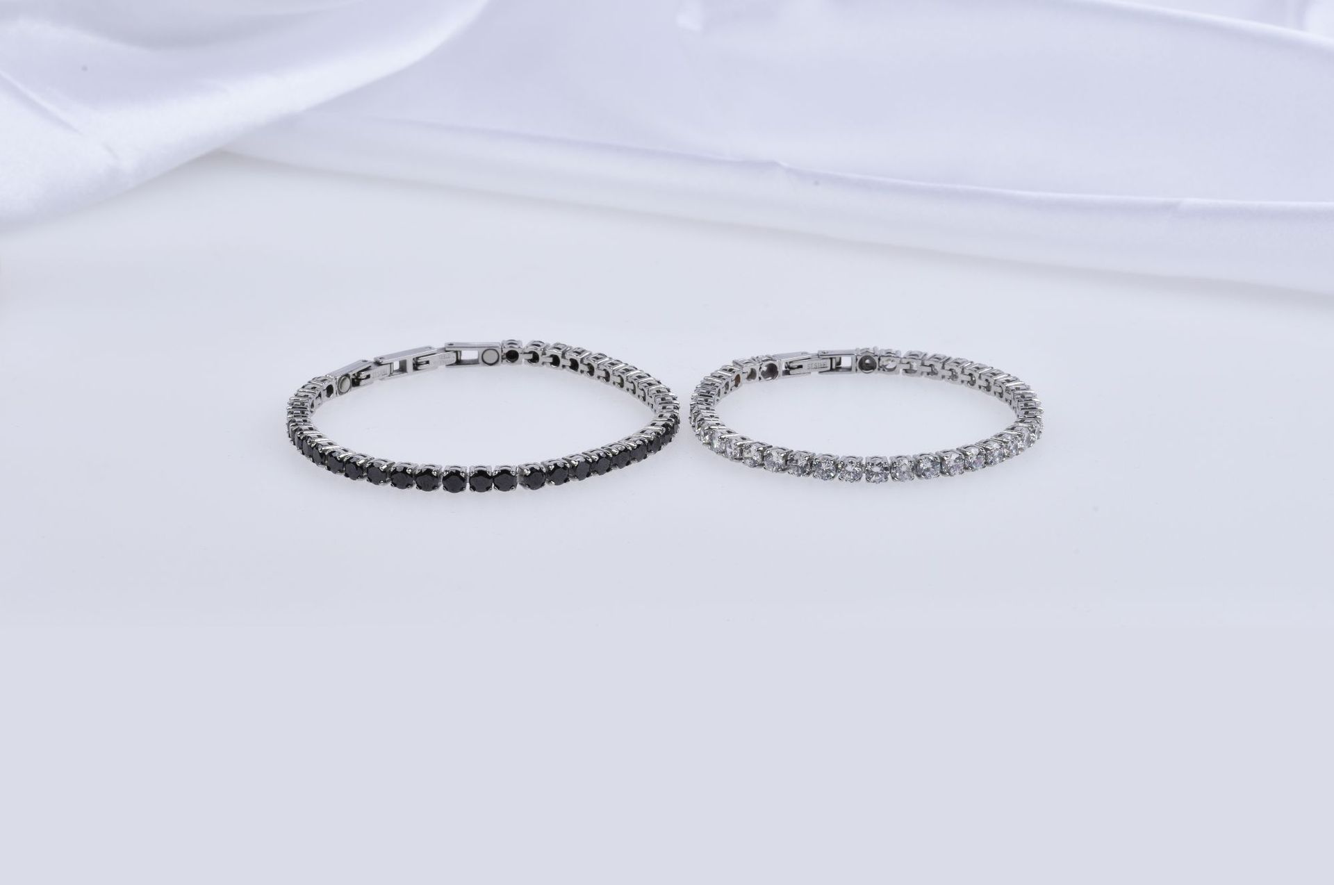 classic tennis golden bracelet stainless steel with zircon
