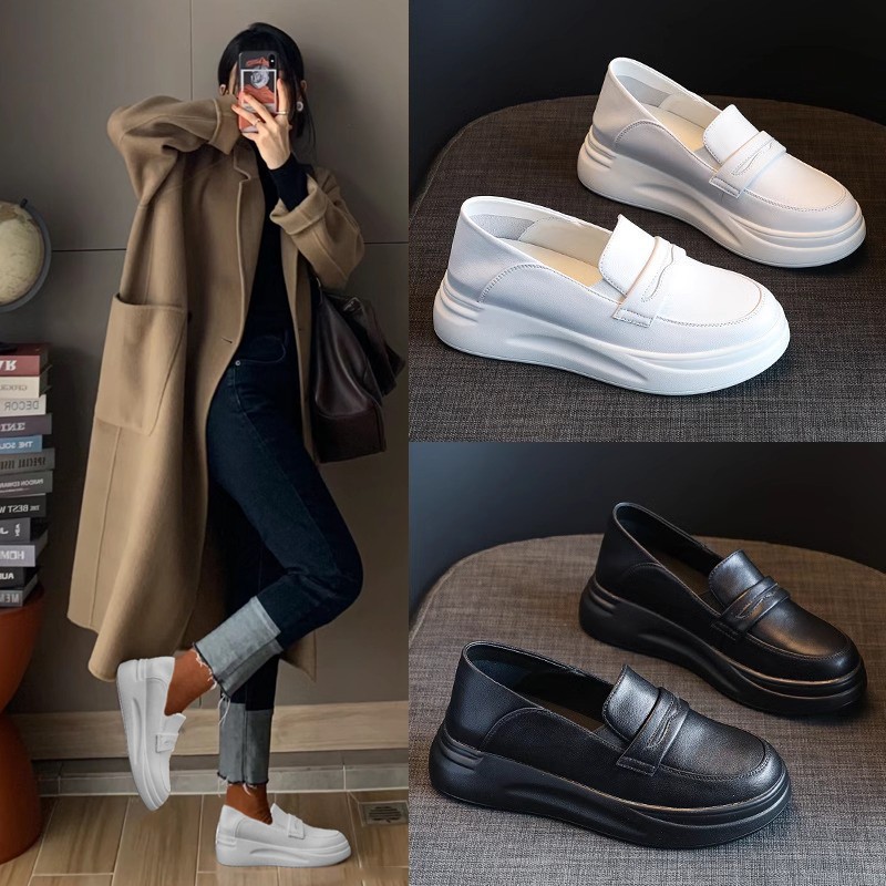 Zapatos blancos bajos de altura para mujeres de verano y otoño de 2025 zapatos de mujer confortáveis muffins transpirables zapatos deportivos con suela gruesa