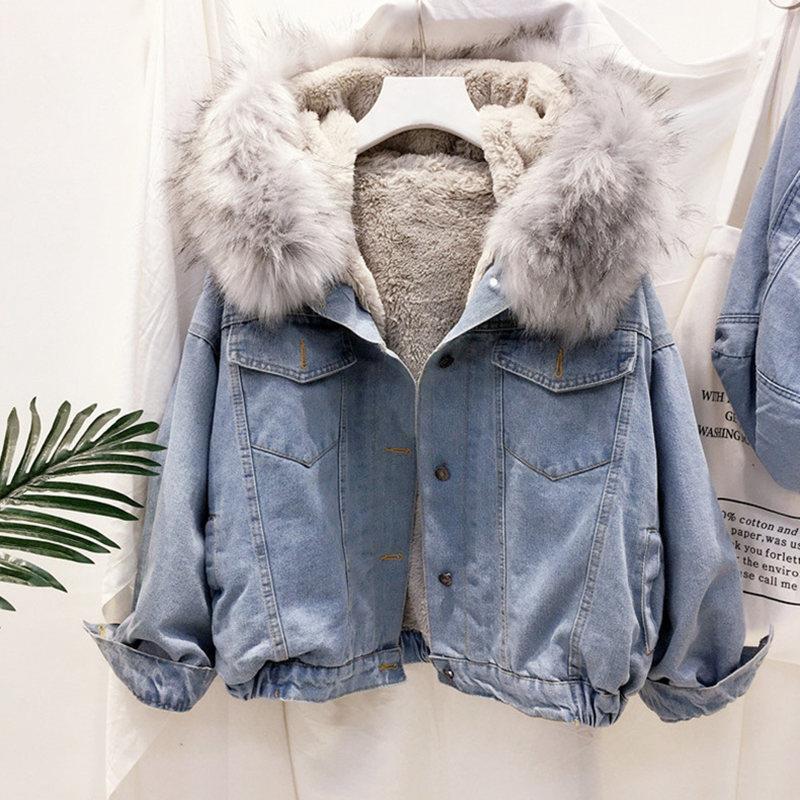 2026 Autumn/Winter New Korean Style Women's Denim Jacket with Fleece Lining, Thickened Large Fur Collar, Harajuku Lamb Wool Versatile Cotton Coat 2026 Autumn/Winter New Korean Style Women's Denim Jacket with Fleece Lining, Thickened Large Fur Collar, Harajuku Lamb Wool Versatile Cotton Coat