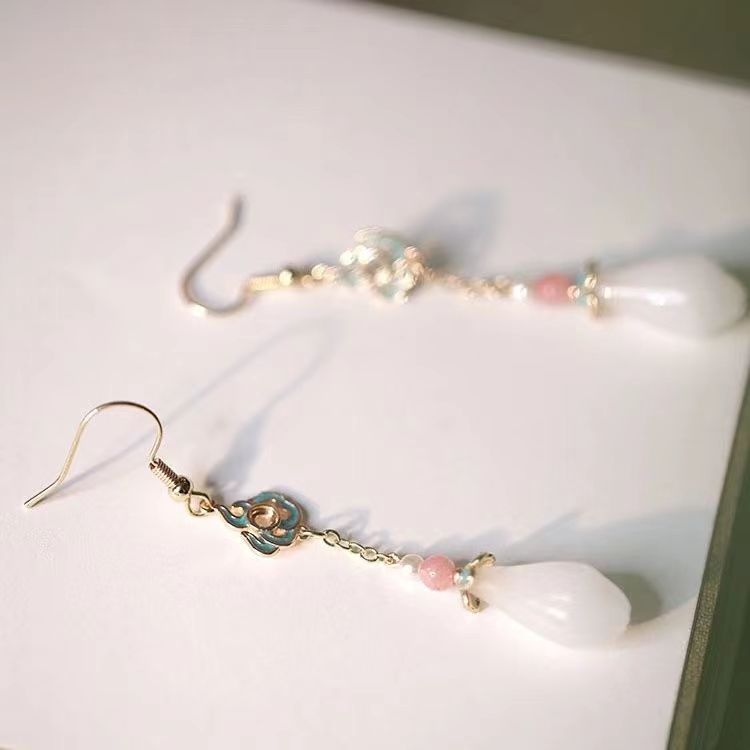 목련 이어 후크 스타일