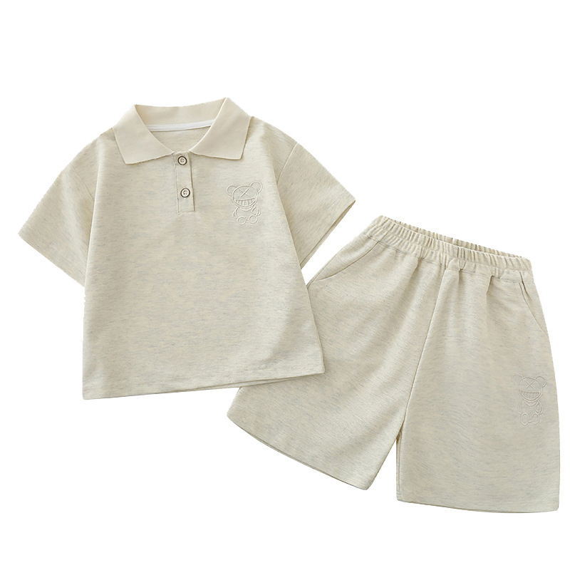7204 Traje de manga corta para niños Verano 2025 Nuevo estilo Polo deportivo para bebés Ropa de verano Ropa fresca y atractiva