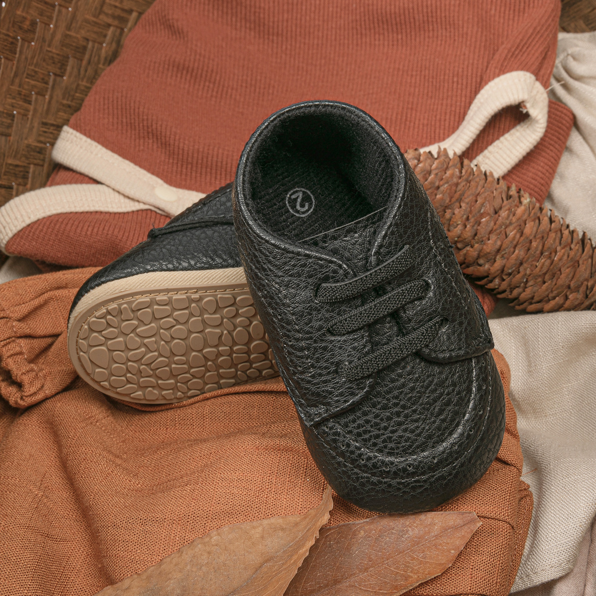 黑色 场景 (3).jpg