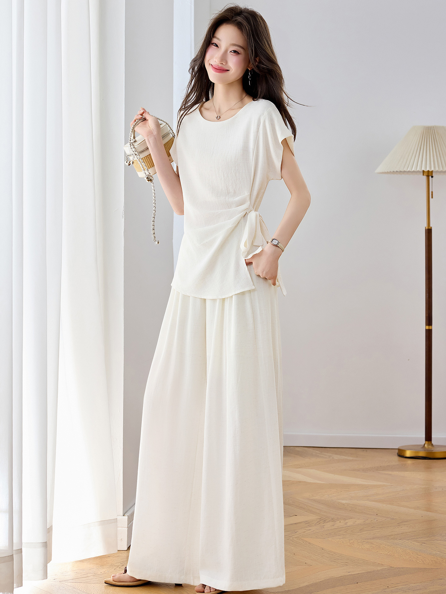 Bộ áo thun cổ tròn nơ buộc kết hợp quần ống rộng nữ 2 món — xanh lam, màu kaki, màu trắng ngà