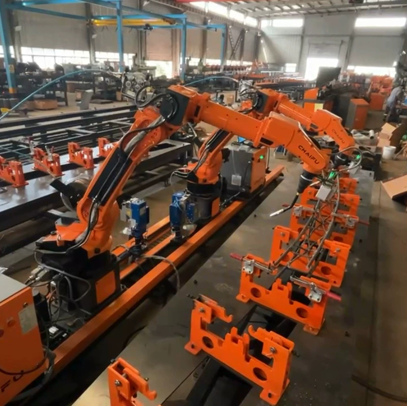 SJGS2000II-7II двухрукий двухстанционный сварочный робот с системой визуального контроля автоматически распознает сварные швы.