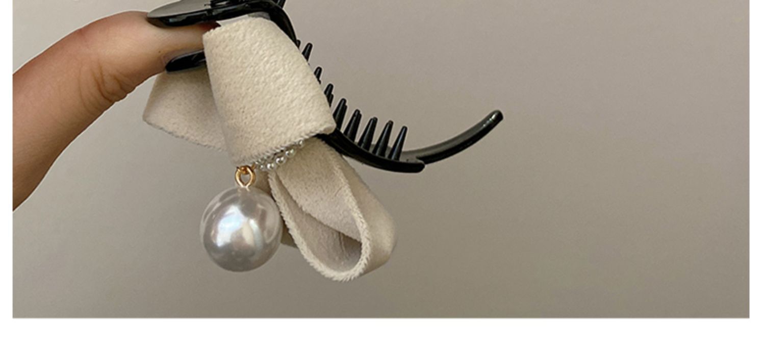 Women'S Gender Retro Style Retro Bow Knot Imitation Pearl Plastic Cloth Hair Claws