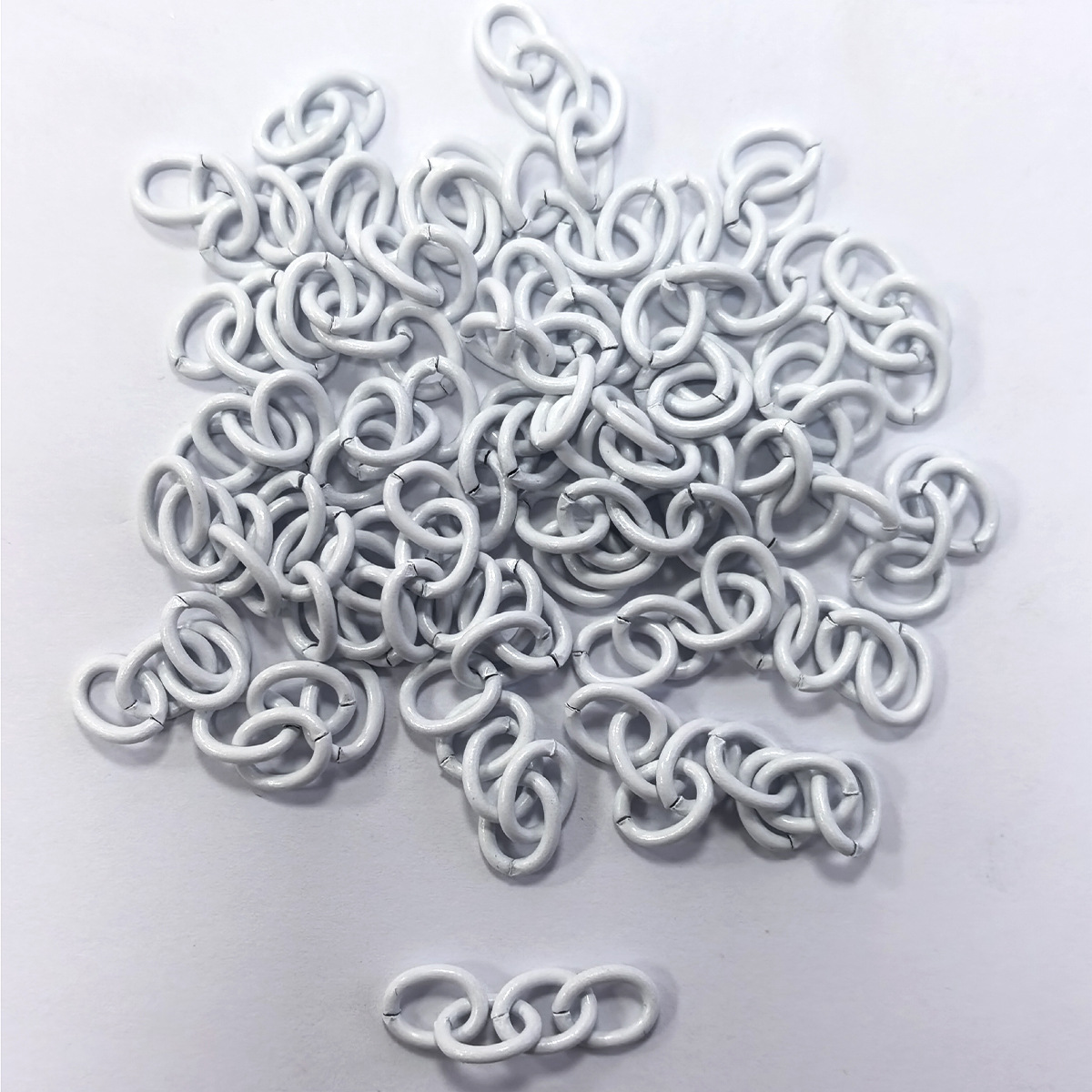 116# pure white/4-section chain