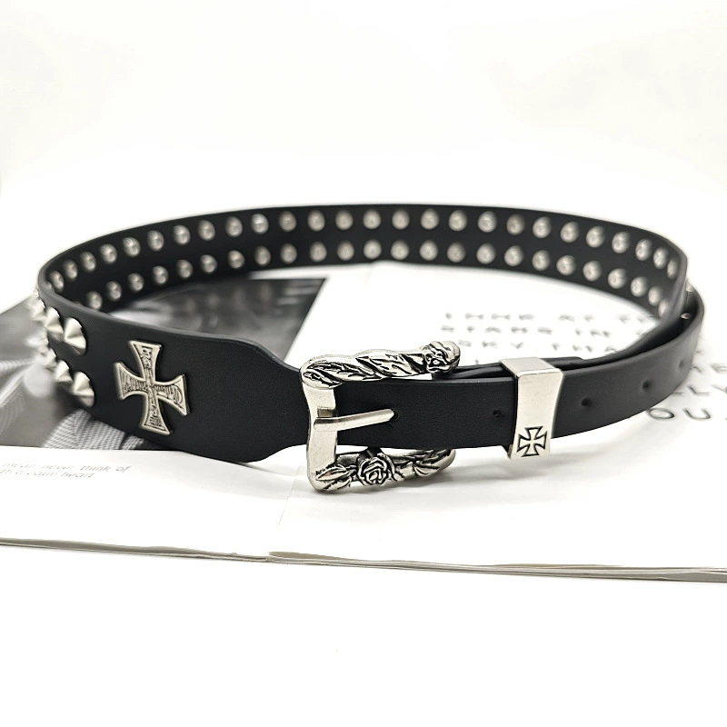 Belt, black jeans, 2 carat, punk style