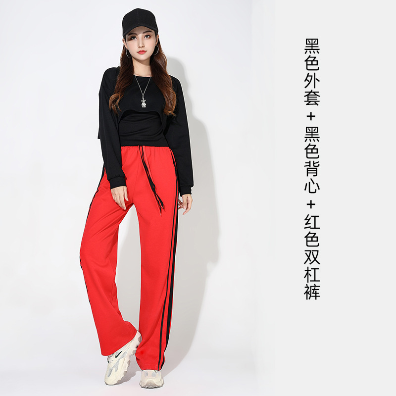 広場のダンスの服装の秋冬の新型の中高年の団体の演技の服の運動のレジャーの3セットの女性の鬼の歩のダンスの服|undefined