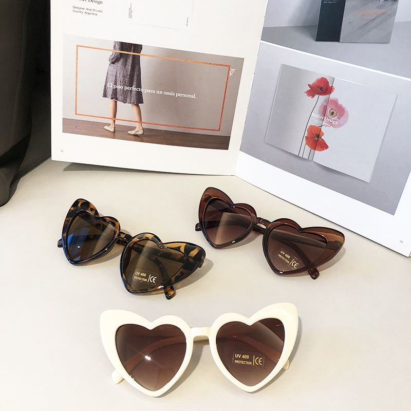 الجملة ريترو على شكل قلب الإطار الأطفال النظارات الشمسية Nihaojewelry display picture 6