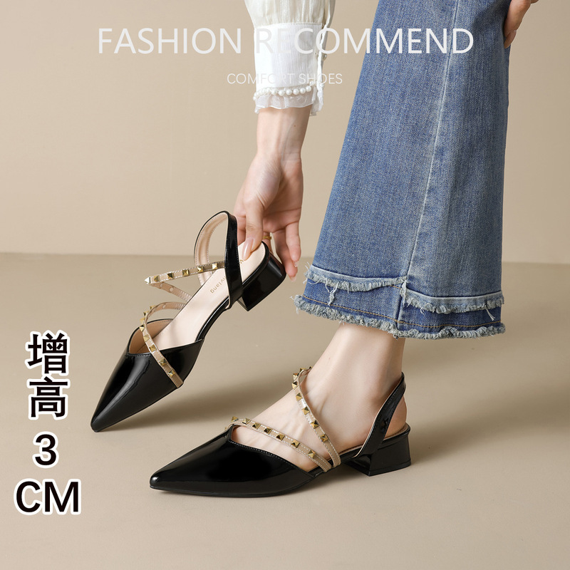 Rivet Tub Thick Heeled Sandals Women's Outer Wear 2025 Summer New Pointed Roman Single-layer Shoes Women's Comfortable plus size Women's Shoes