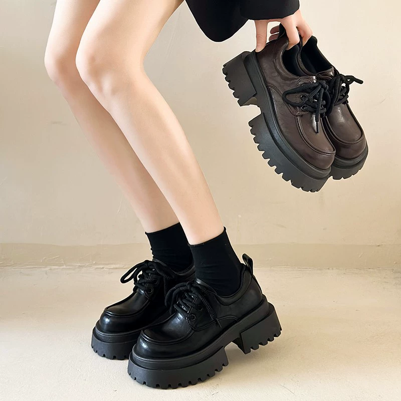 Большая голова шнуровка маленькая кожаная обувь женская весна и осень 2025 новая толстая подошва дикая английская академия ретро Lefu одиночные туфли