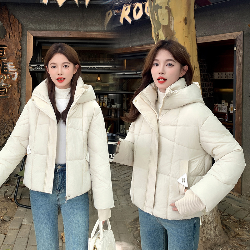 Ropa de pan gruesa, ropa de algodón corta de pluma, ropa de algodón femenina coreana suelta, chaqueta de algodón para estudiantes de otoño y invierno en moda