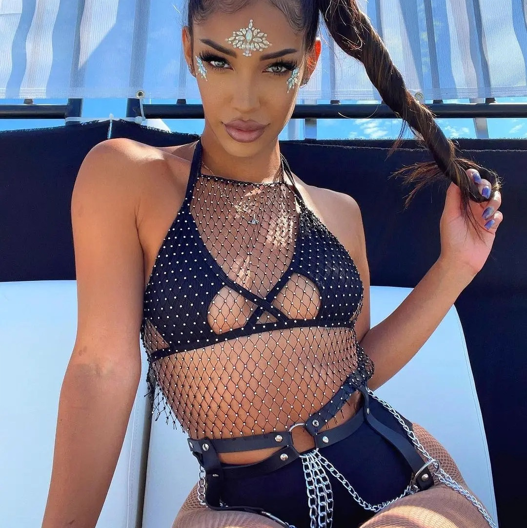 Ropa de mujer europea y americana Amazon transfronteriza malla popular rhinestone red de pesca cabestrillo sexy hueco chica caliente Honda hembra