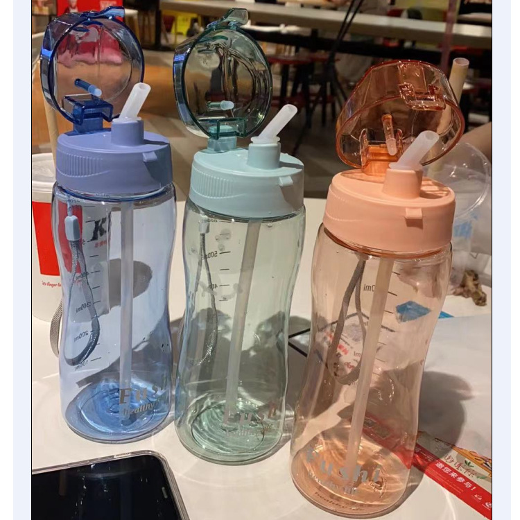 Taza de plástico taza de agua deportiva taza portátil de verano cubierta de rebote para estudiantes de sexo masculino y femenino mano mano palos ecológicos