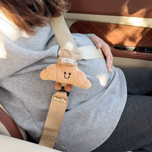 Special safety belt for pregnant women to prevent abdominal strangulation, suitable for driving in the late stages of pregnancy, co-pilot seat abdominal support and anti-collision device