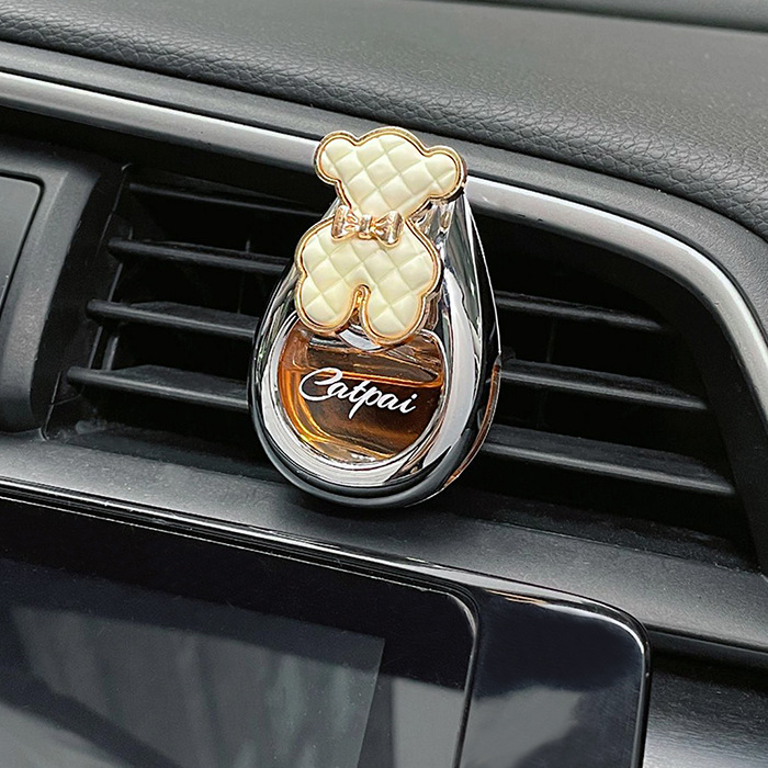 Perfumes de automóviles aromáticos aire acondicionado ventilación perfumes duraderos artículos de decoración de automóviles adornos para hombres y mujeres