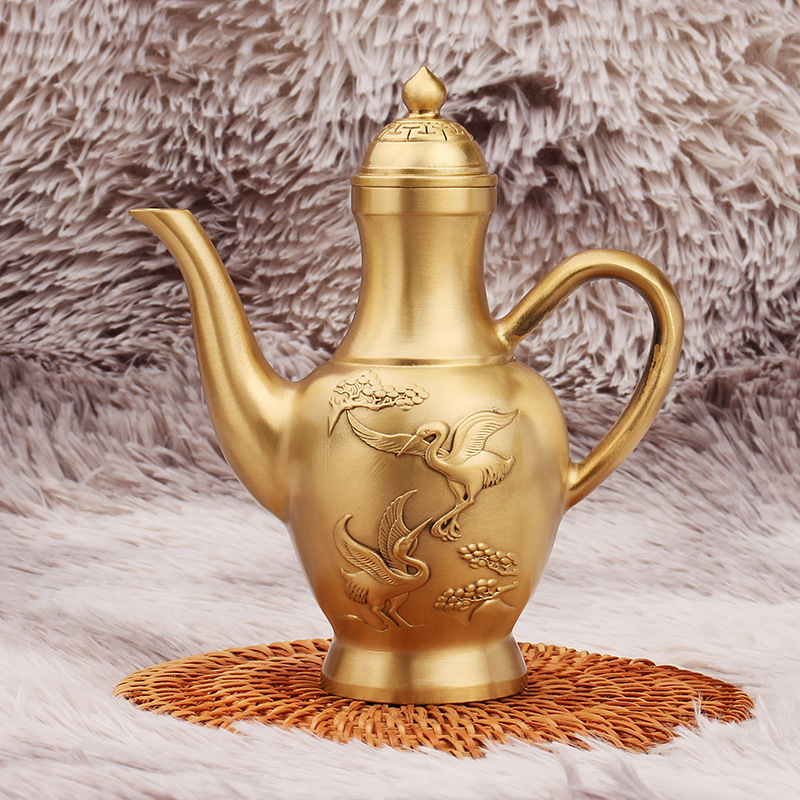 Brass hip flask vintage creative home wine cabinet banquet gift decoration crane high hip flask metal ornaments crafts