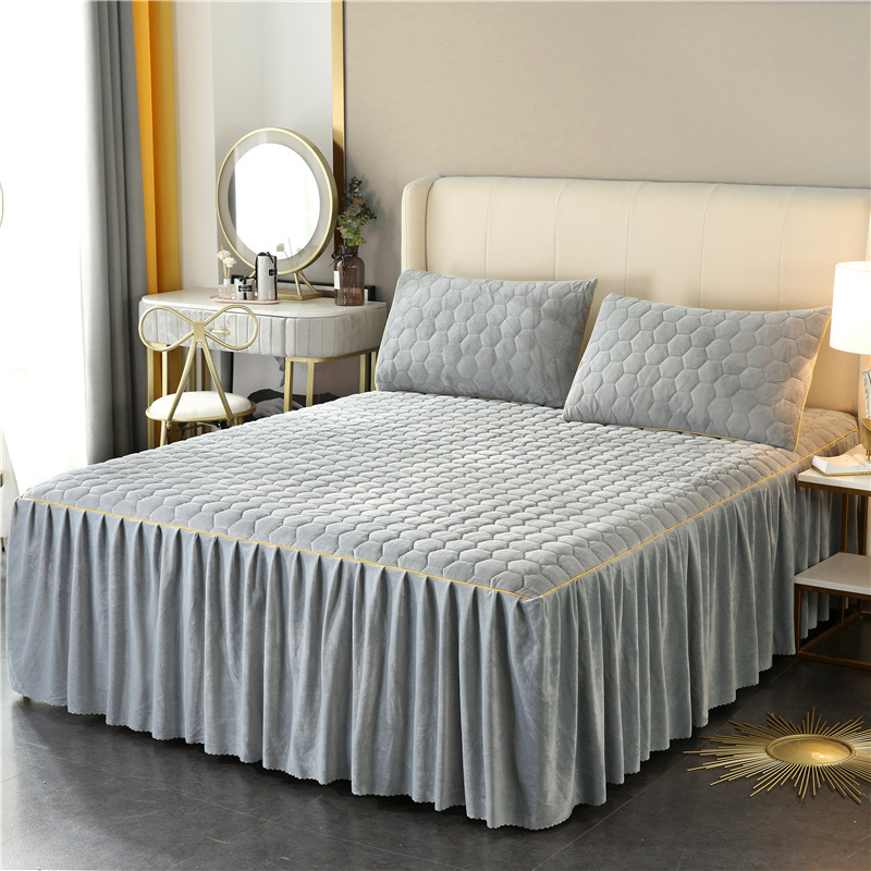 Cross-Border New Skin-Friendly Milk Velvet Quilted Bed Skirt Quilted Bedspread Thickeneded Bed Sheets Bed Cover Bed Pad Cover Three-Piece Set