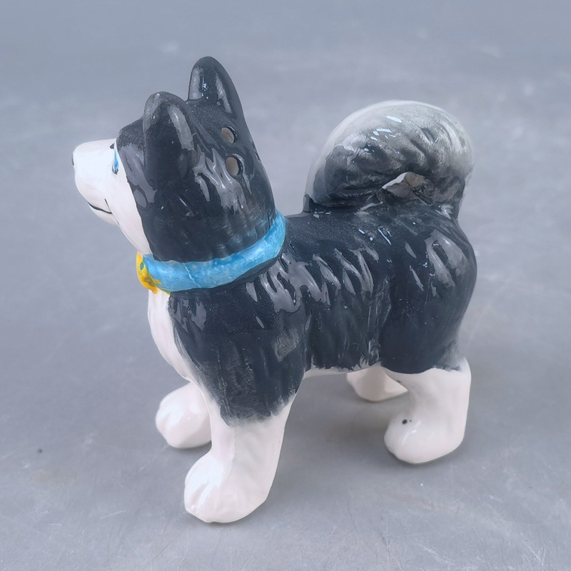 Botella de pimienta de cerámica Corgi, botella de sal de cerámica con agujero, botella de sal de pepper con base, botella de condimento de dibujos animados para perros斑ados
