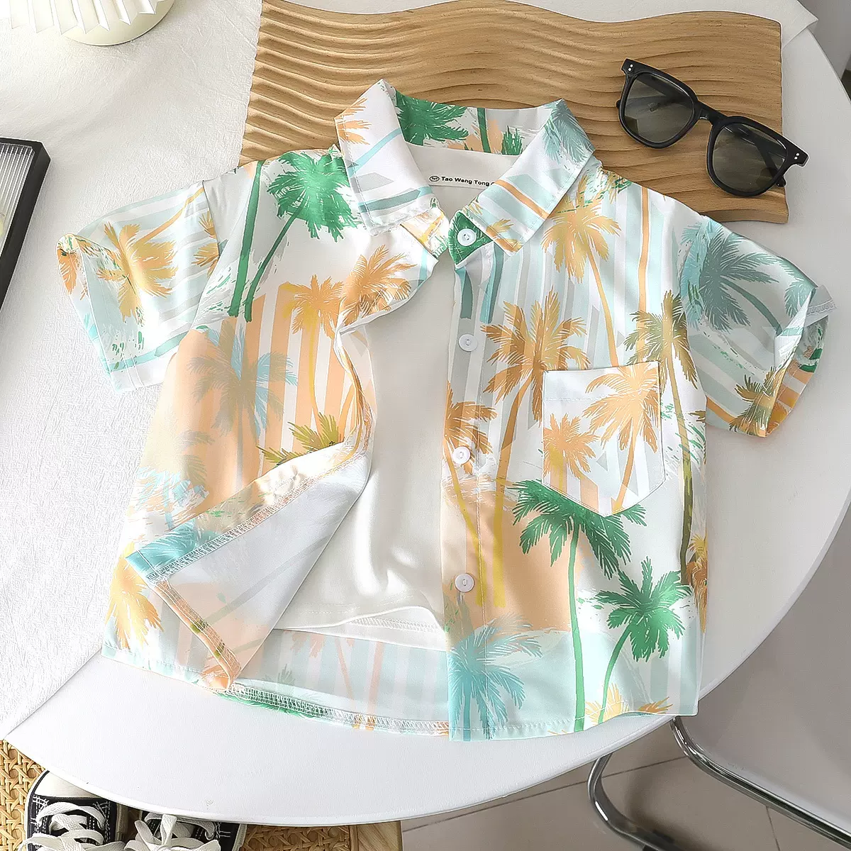 新款印花短袖衬衫夏季碎花衬衣独特漂亮小衫港风复古上衣绿色男童