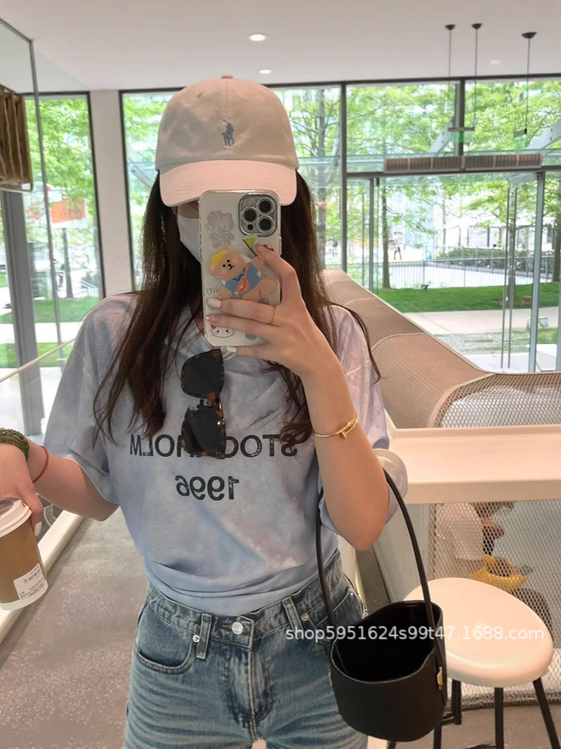 現物発送! 25夏の新型アルファベットは手で磨かれて部分的に汚れて古い軽微な炒め色の半袖tシャツを作る