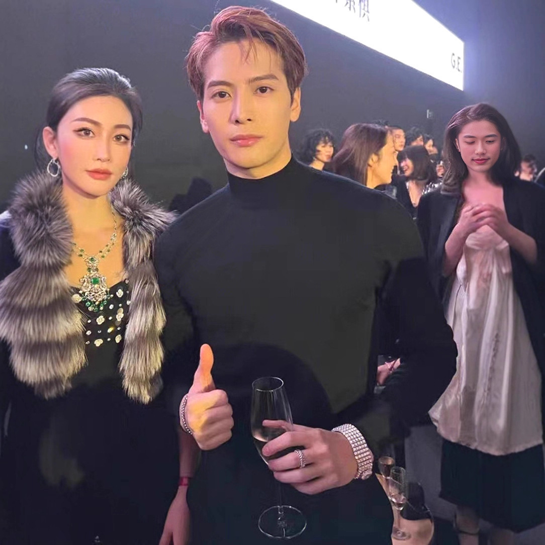 Jackson Wang Style Half-High Collar Half-Core-Spun Yarn Knit Sweater for Men, Modal Tight-Fitting Long-Sleeve Base Wool Sweater