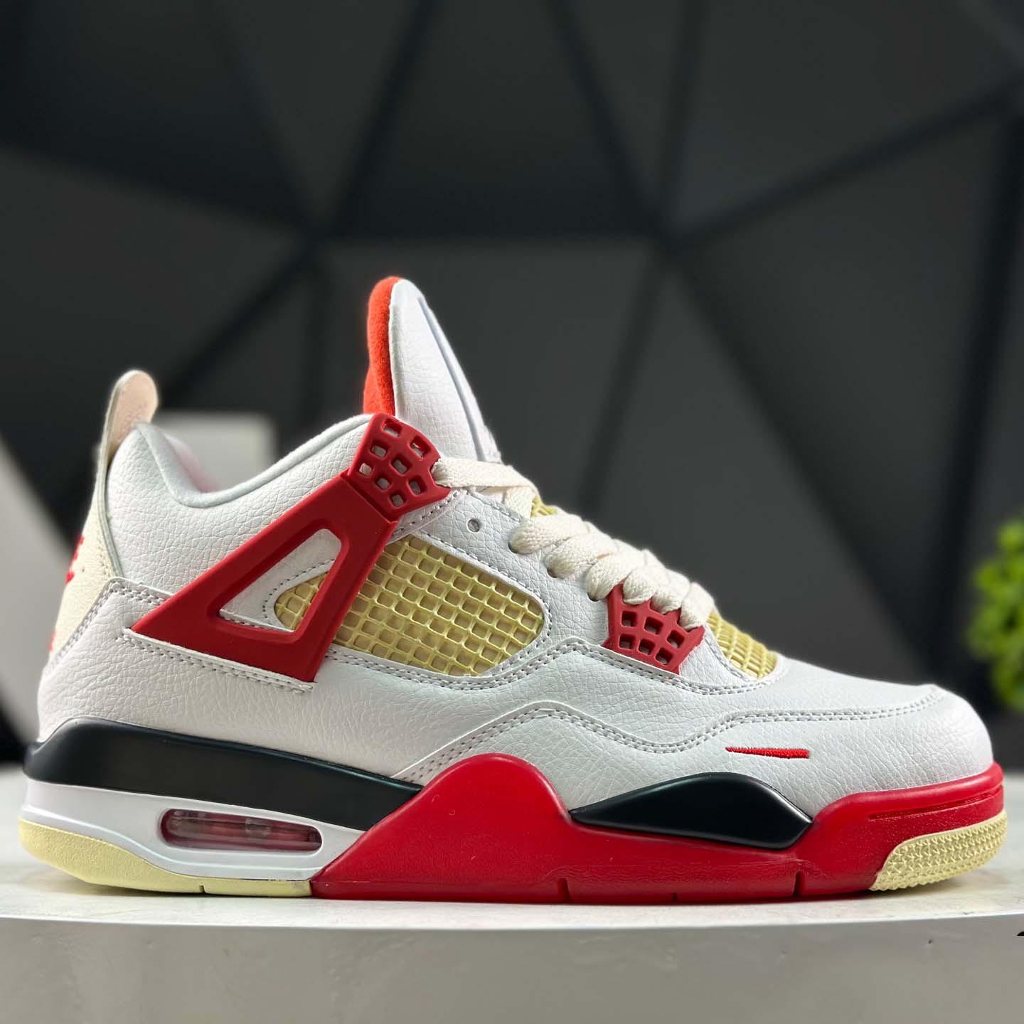 Cross-border AJ4 Zapatos de baloncesto retro zapatos casuales de pareja zapatos deportivos de moda rosa versátiles