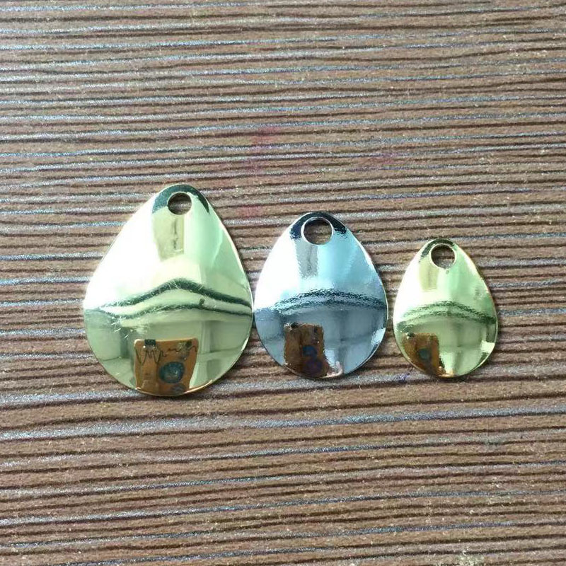 Gran tamaño 2,12*1,61 cm oro gota de agua